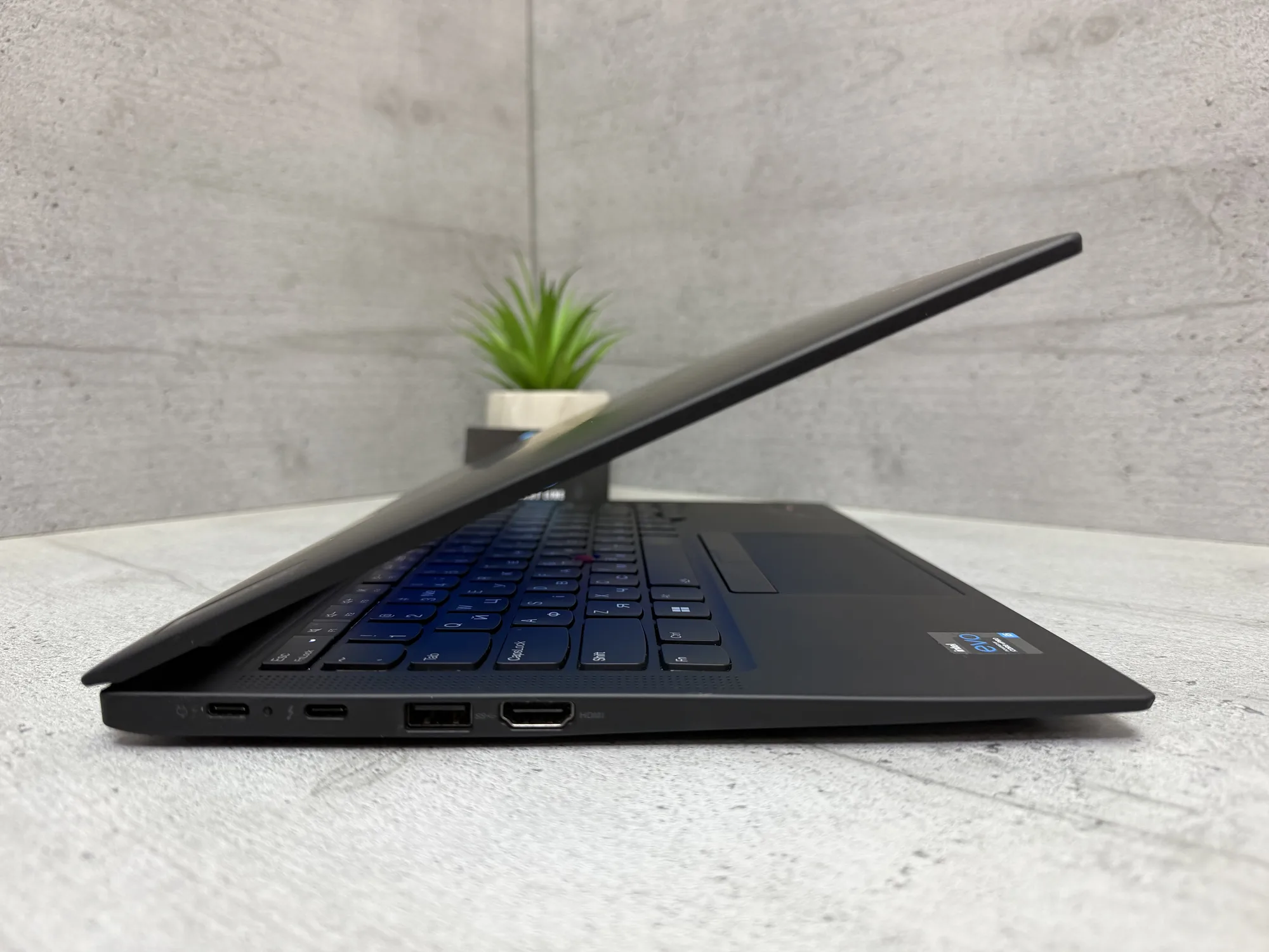 Ноутбук Lenovo ThinkPad X1 Carbon Gen 9, фото 7
