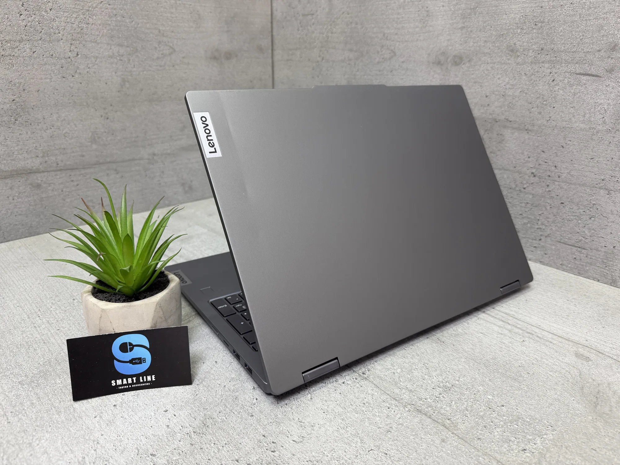 Ноутбук Lenovo IdeaPad 5 16AHP9
