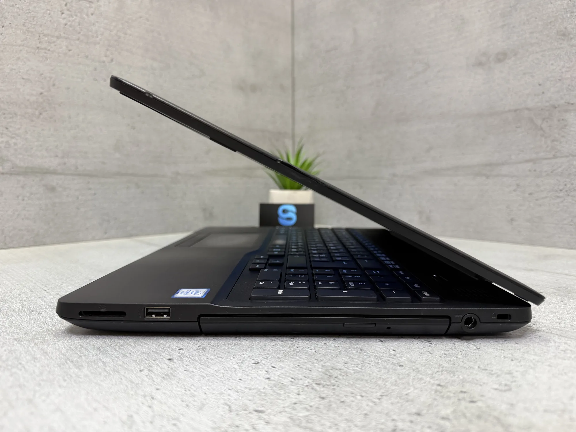 Ноутбук Fujitsu LifeBook A556, фото 5