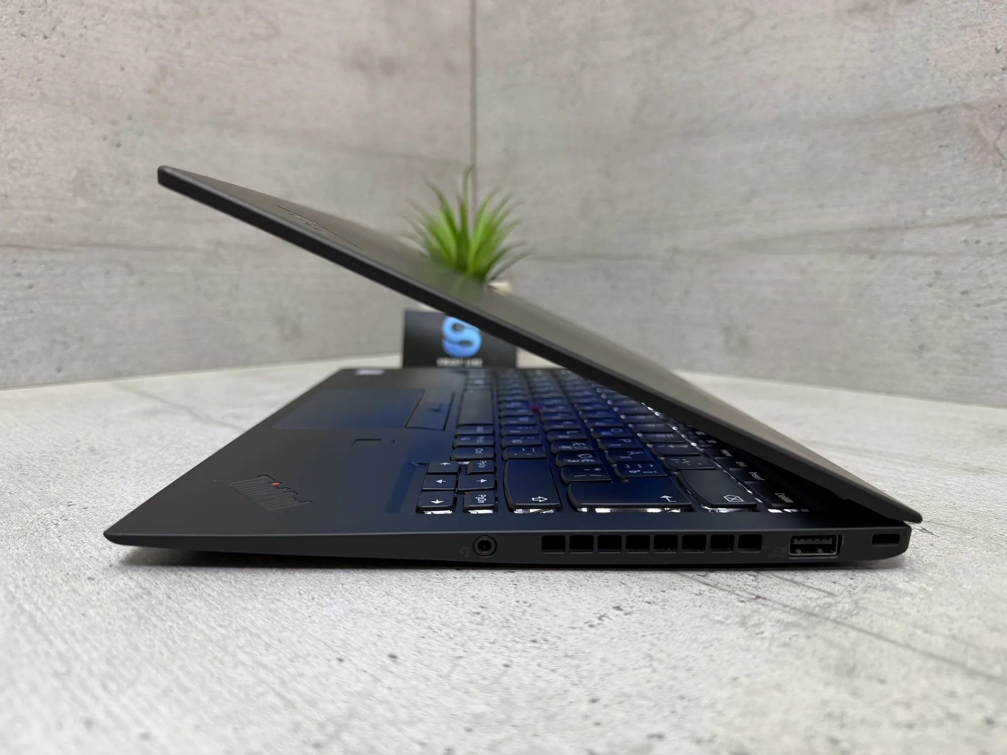 Ноутбук Lenovo ThinkPad X1 Carbon Gen 6, фото 6