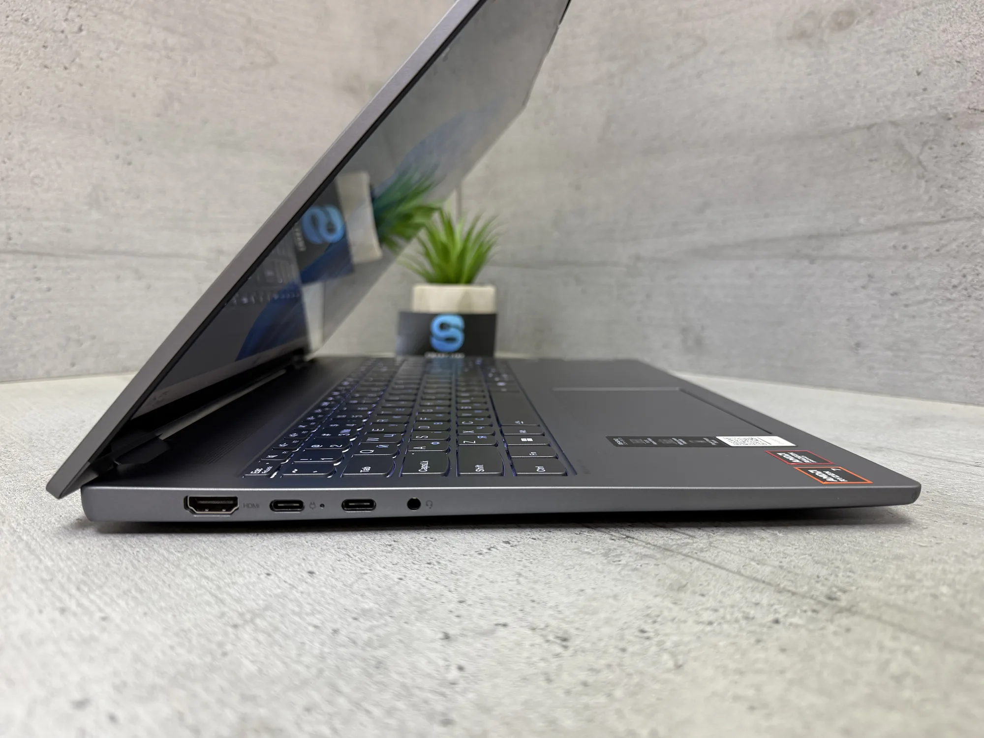 Ноутбук Lenovo IdeaPad 5 16AHP9