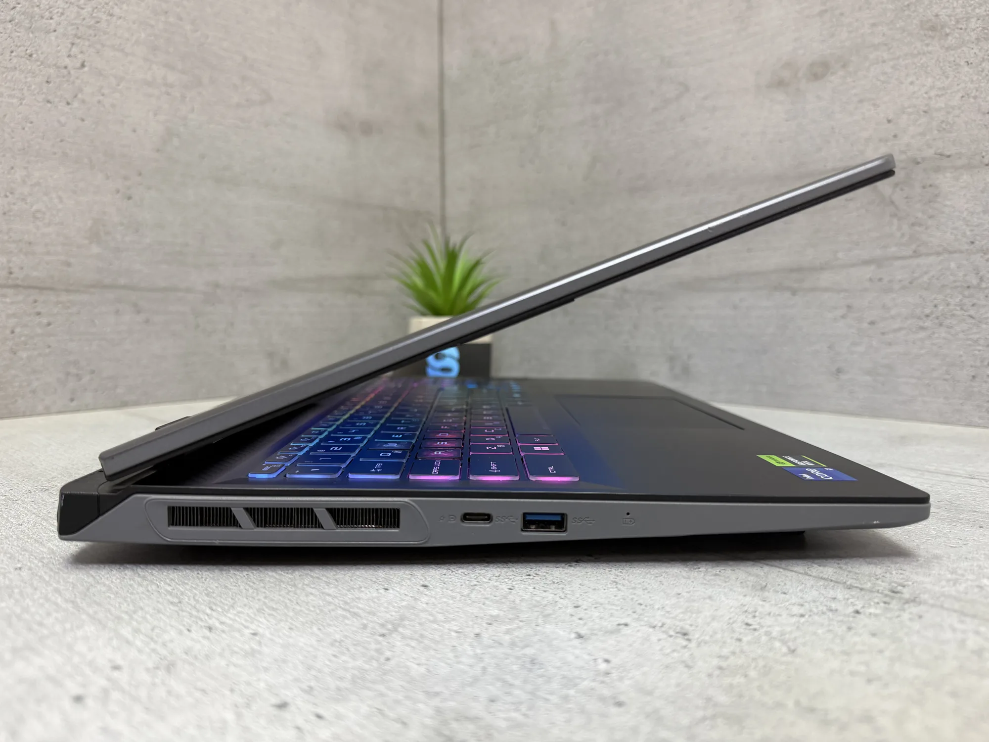 Ноутбук MSI Sword 16 HX B13VGKG