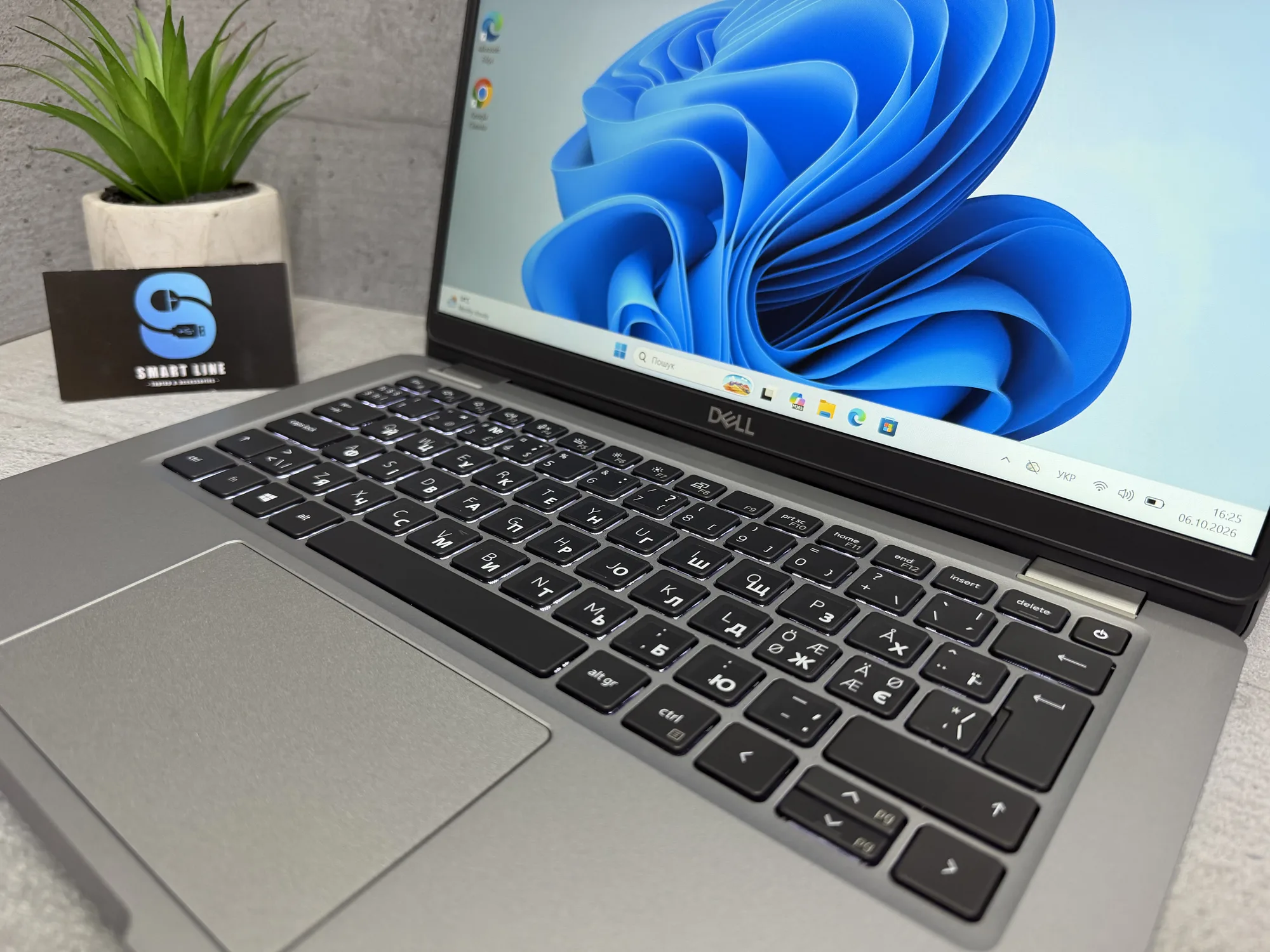 Ноутбук Dell Latitude 5320