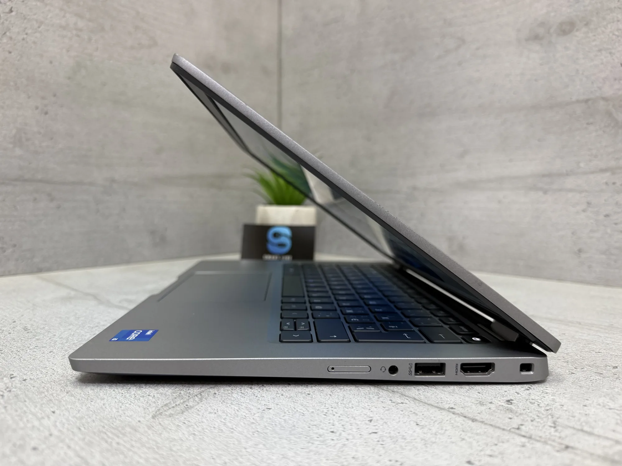 Ноутбук Dell Latitude 5320