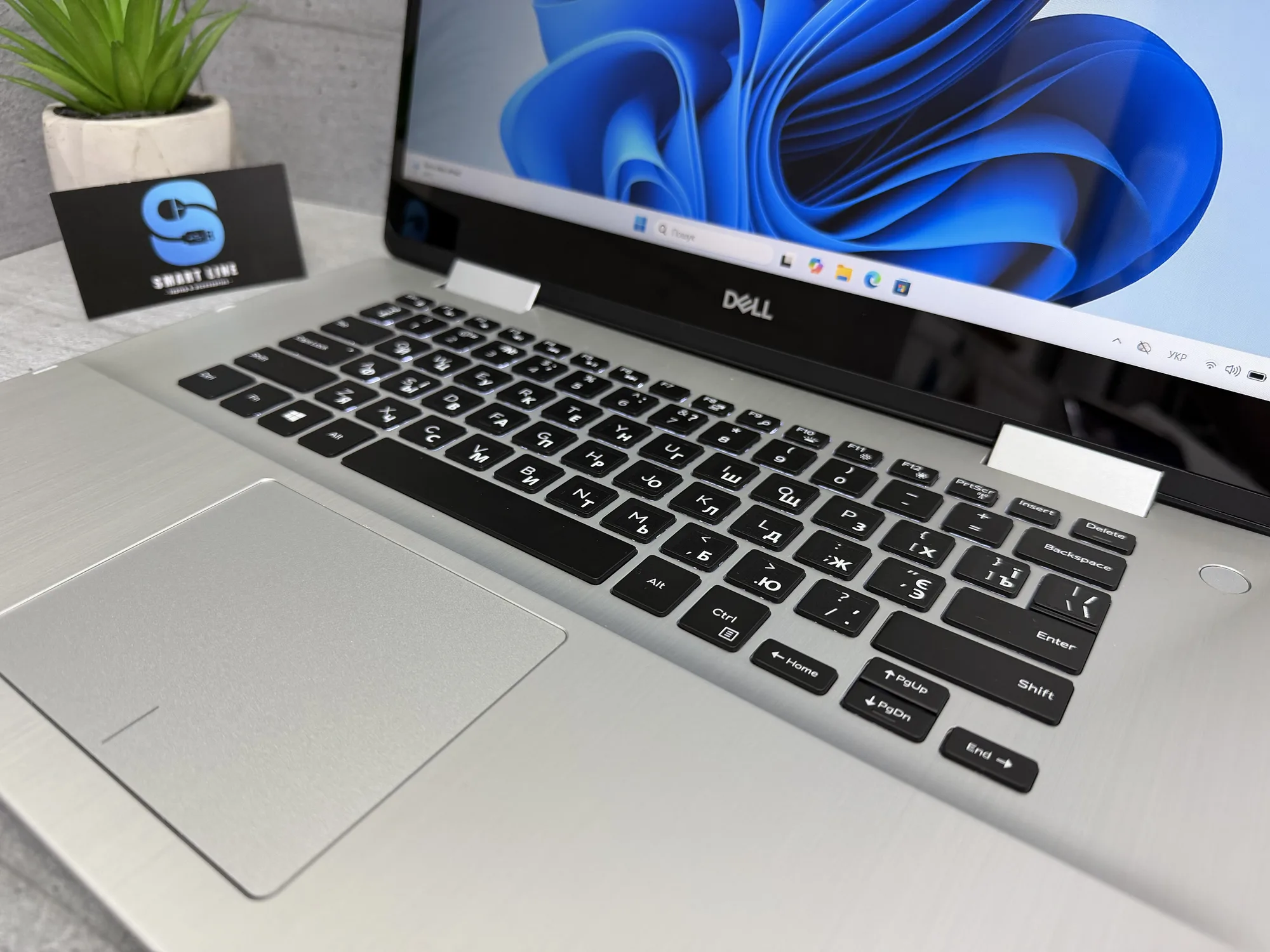 Ноутбук Dell Inspiron 7586, фото 4