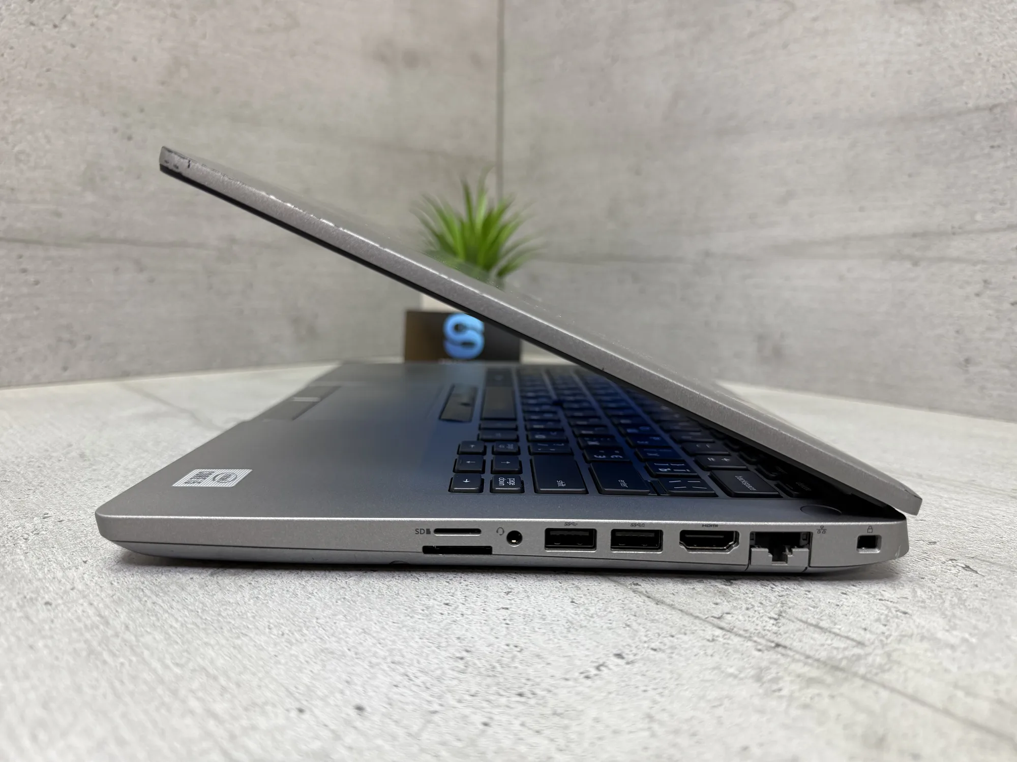 Ноутбук Dell Latitude 5411