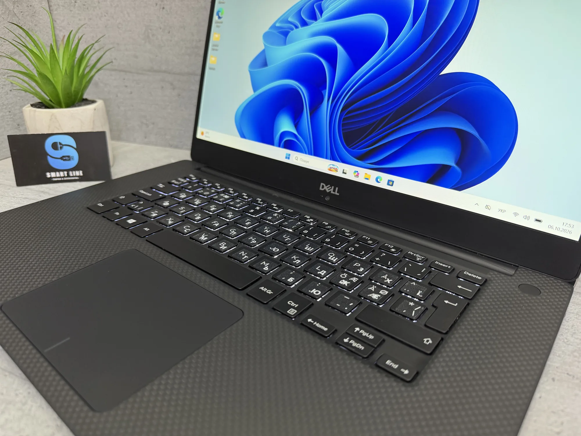 Ноутбук Dell XPS 15 9570
