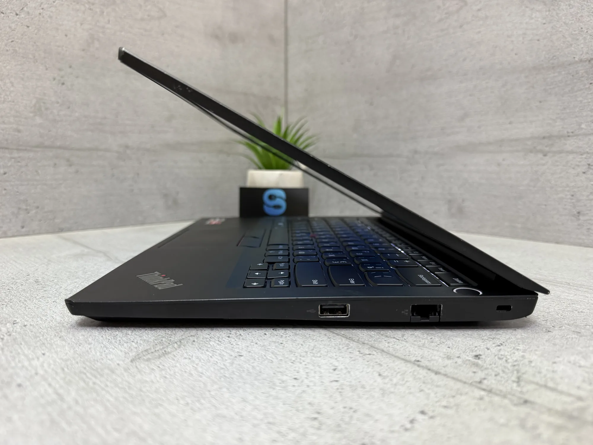 Ноутбук Lenovo ThinkPad E14 Gen 3