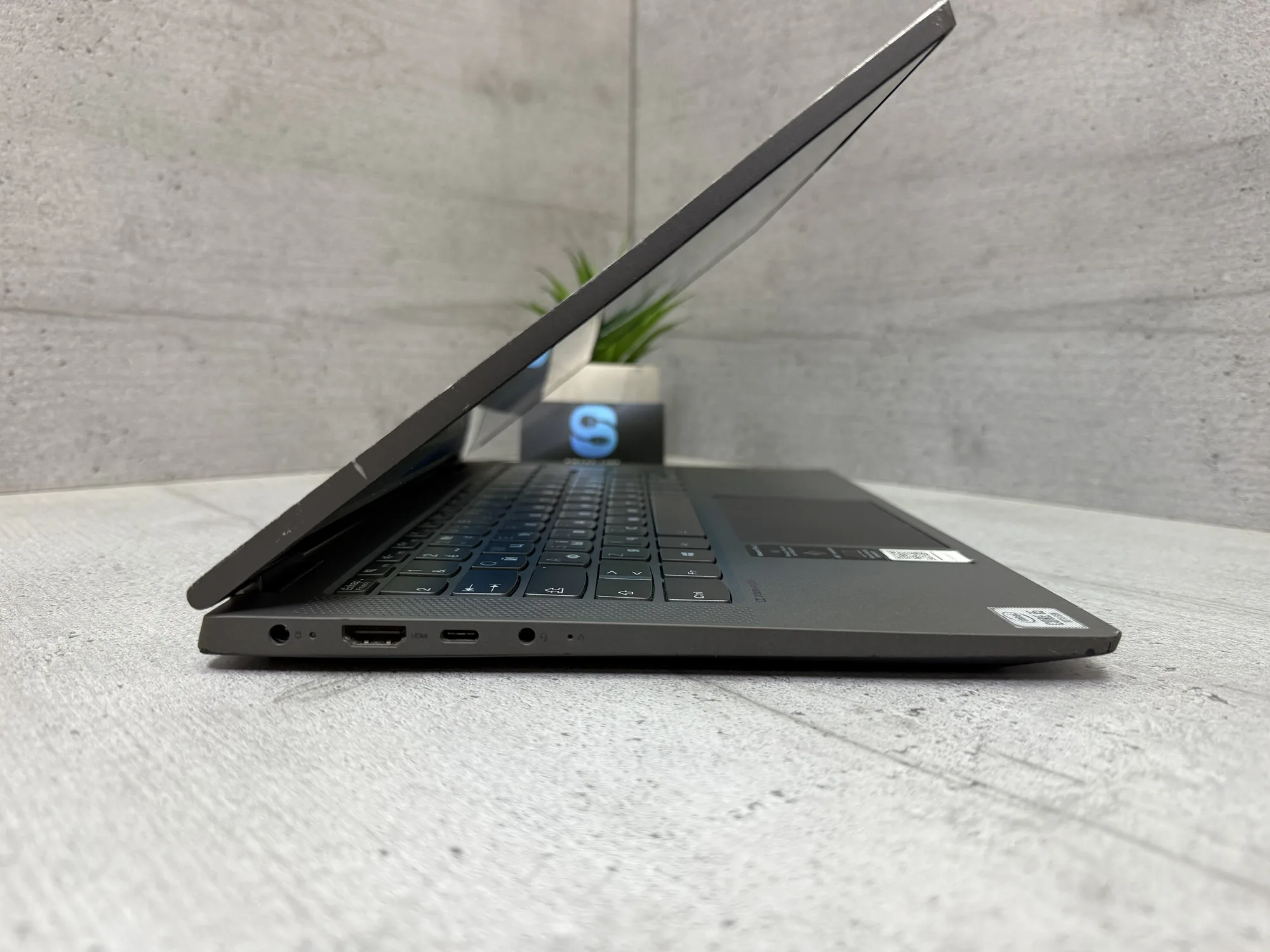 Ноутбук Lenovo IdeaPad Flex 5 14IIL05