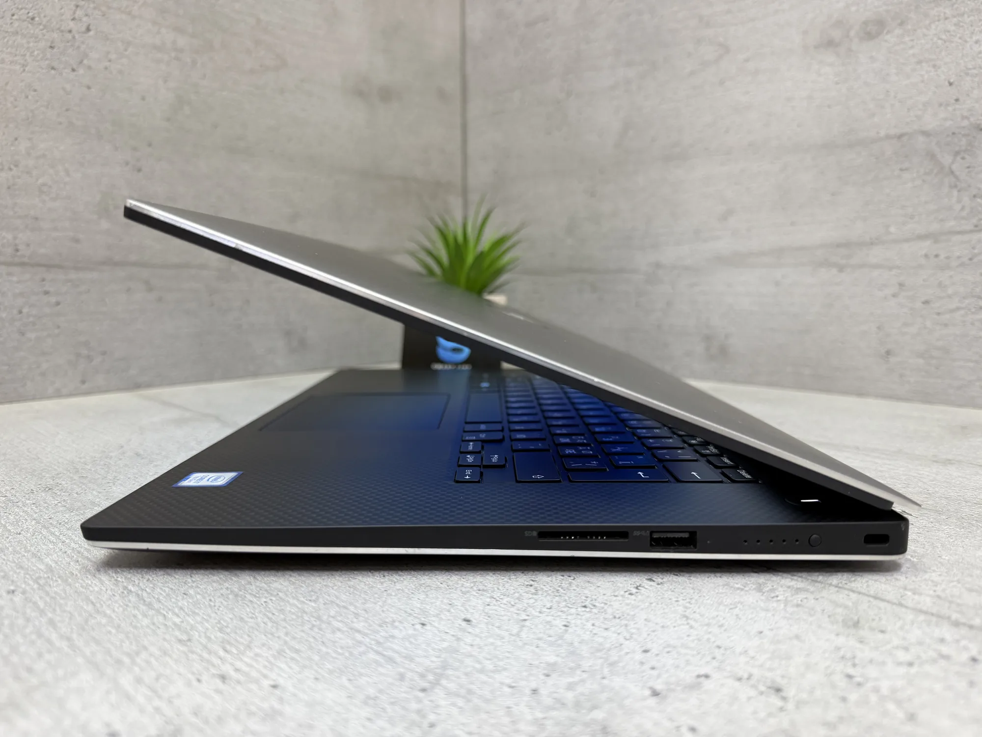 Ноутбук Dell XPS 15 9560