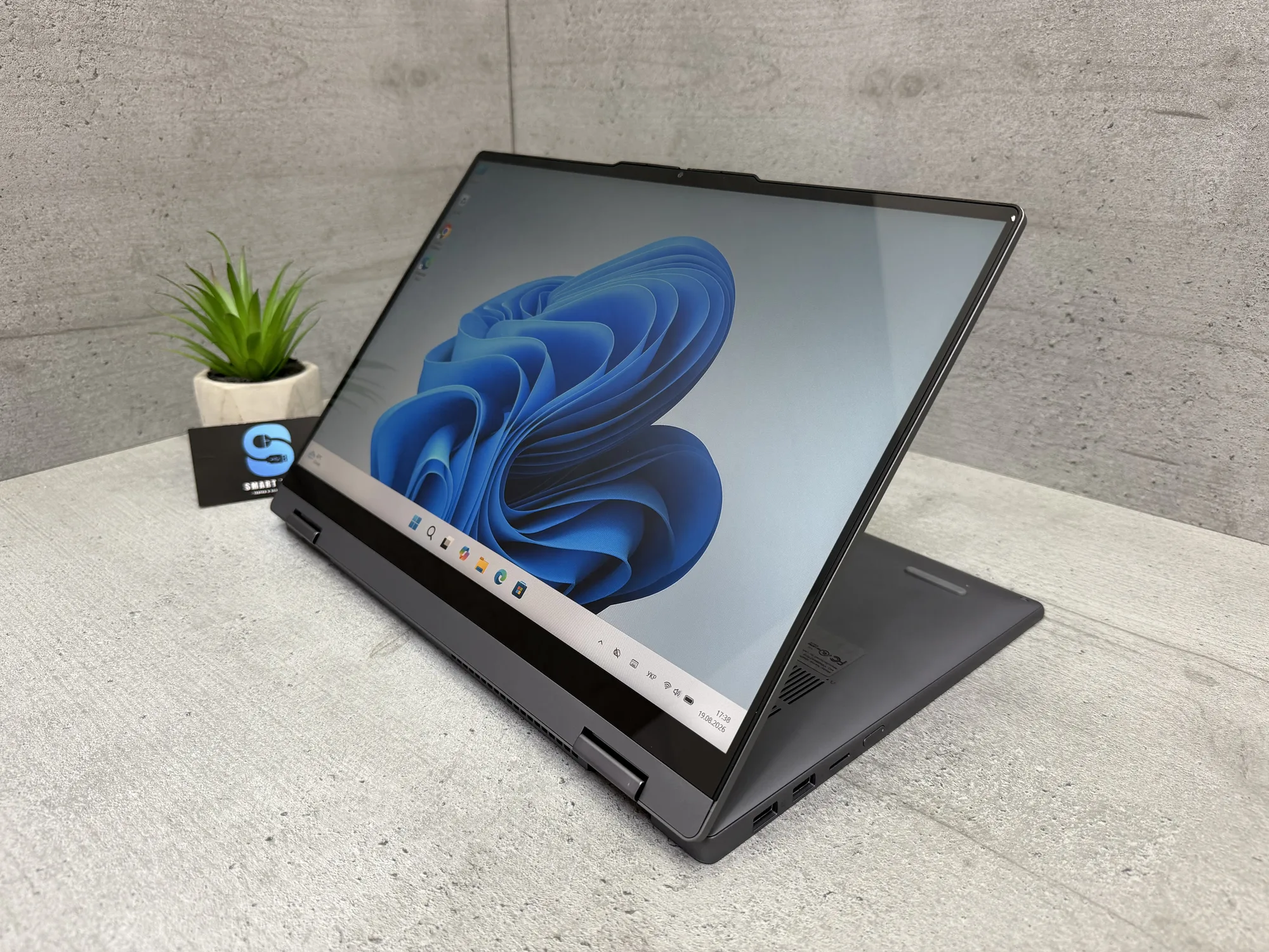 Ноутбук Lenovo IdeaPad 5 16AHP9
