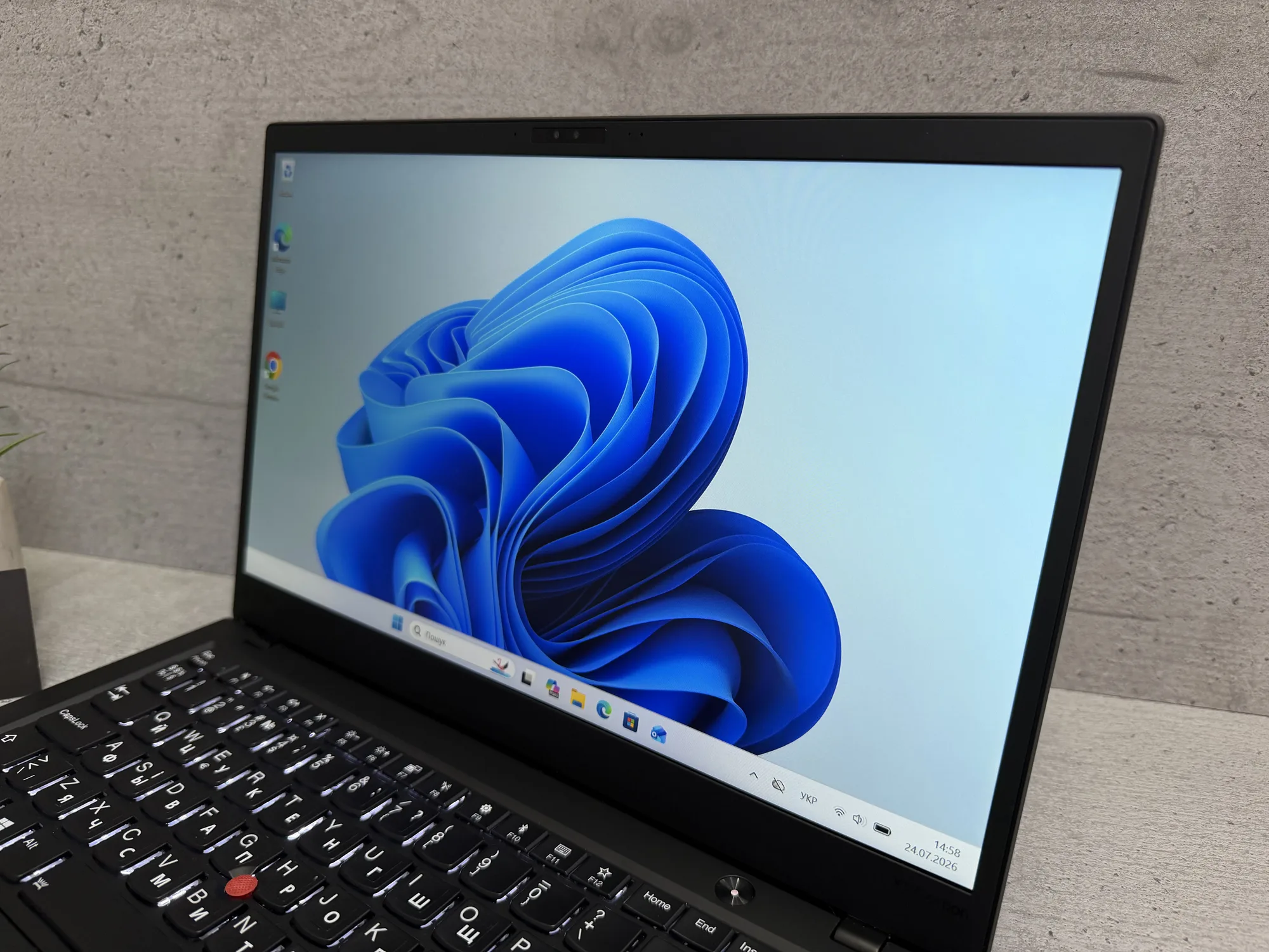 Ноутбук Lenovo ThinkPad X1 Carbon Gen 6, фото 3