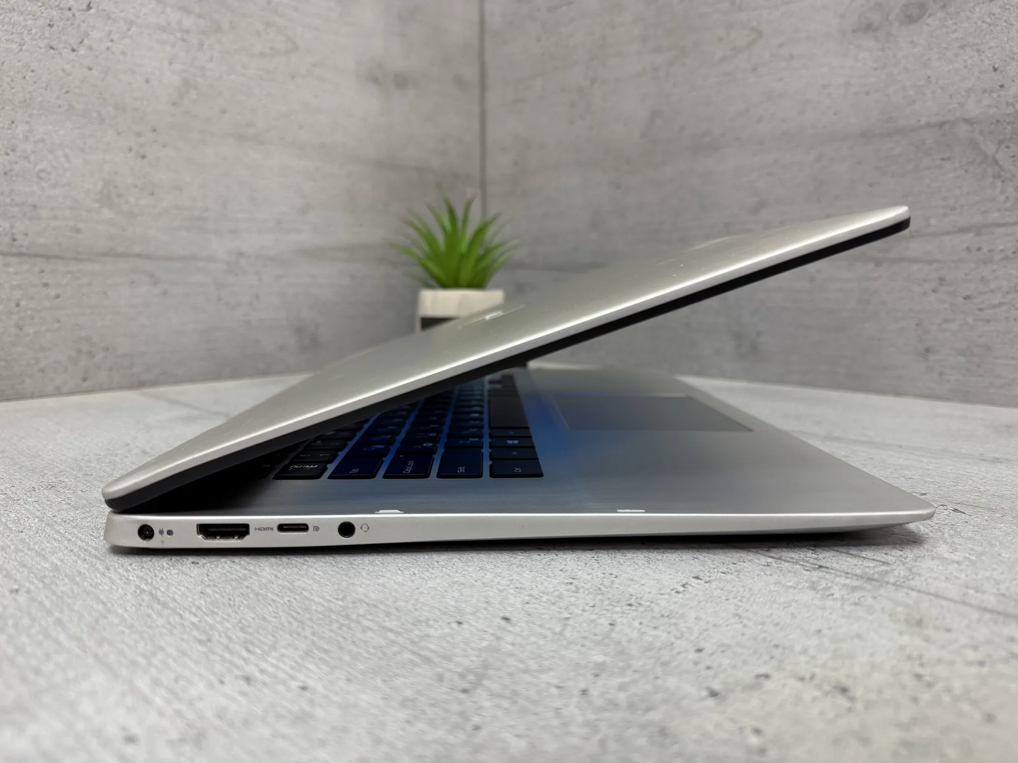 Ноутбук Dell Inspiron 7586, фото 7