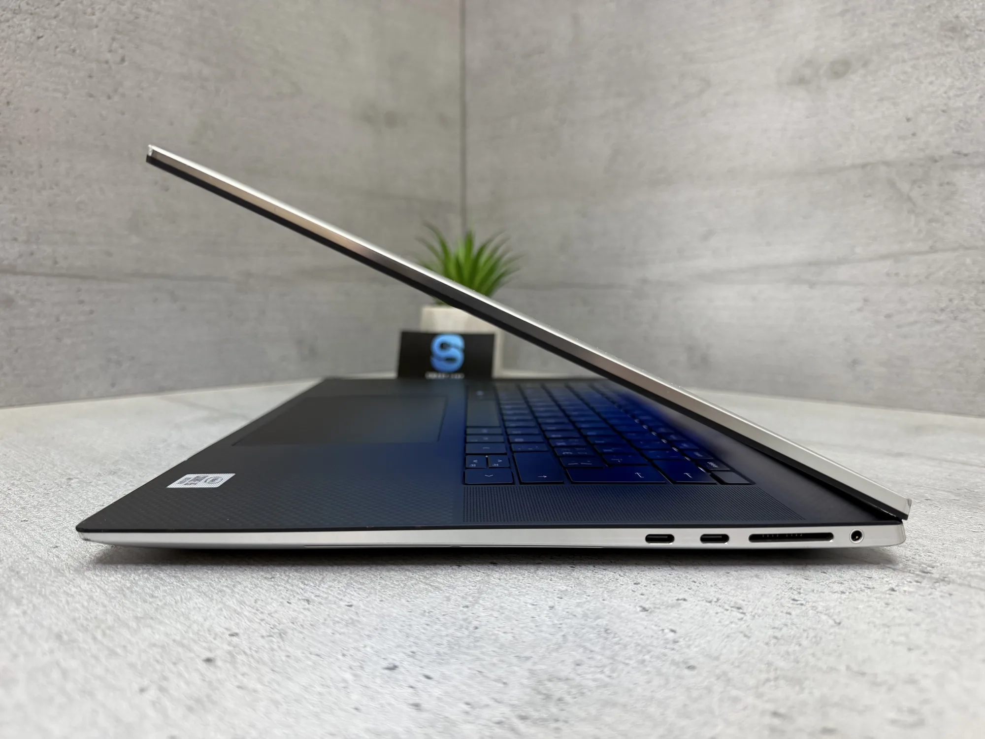 Ноутбук Dell Xps 17 9700, фото 6
