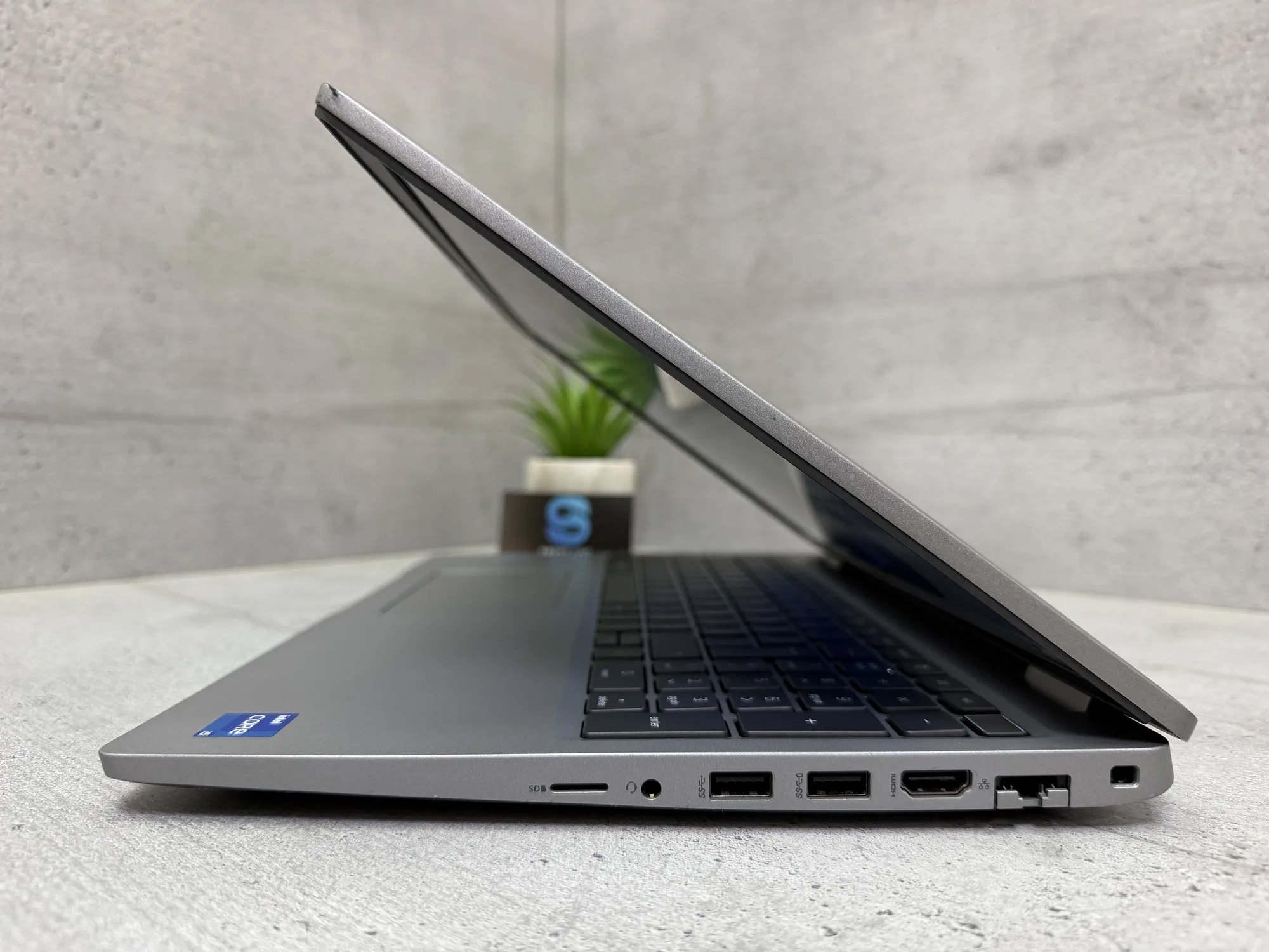Ноутбук Dell Latitude 5520