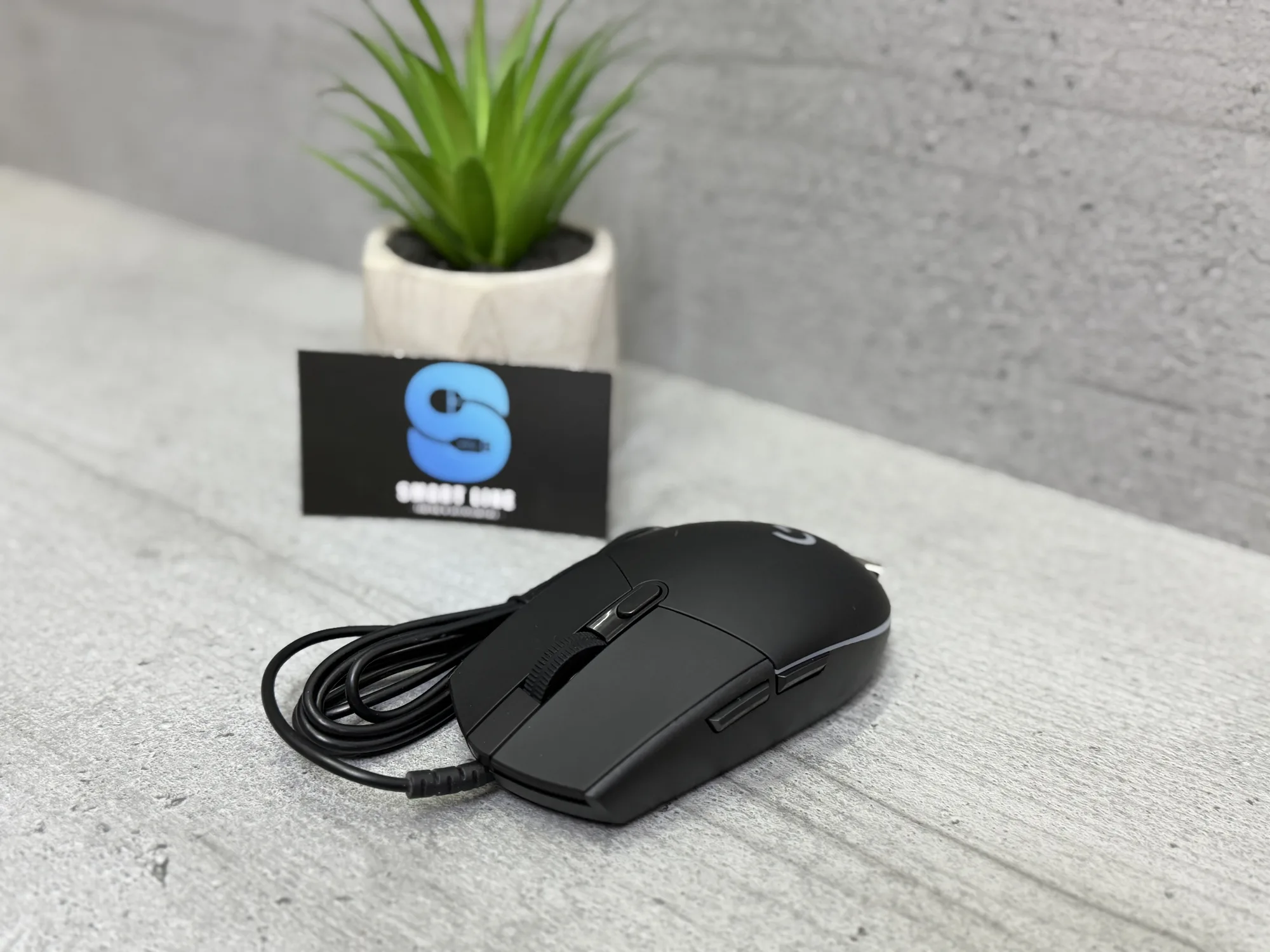 Дротова миша Logitech G102