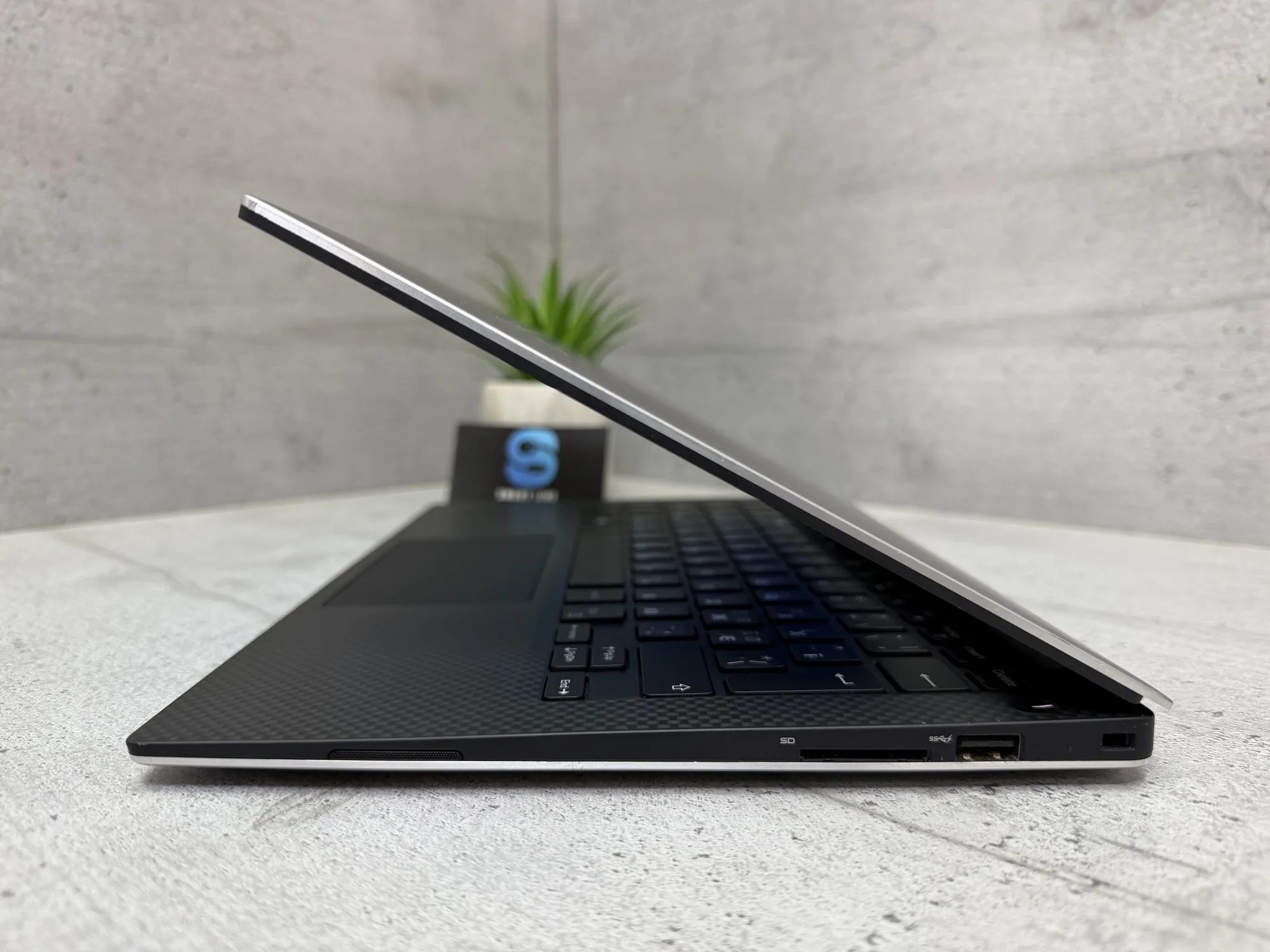 Ноутбук Dell Xps 13 9350