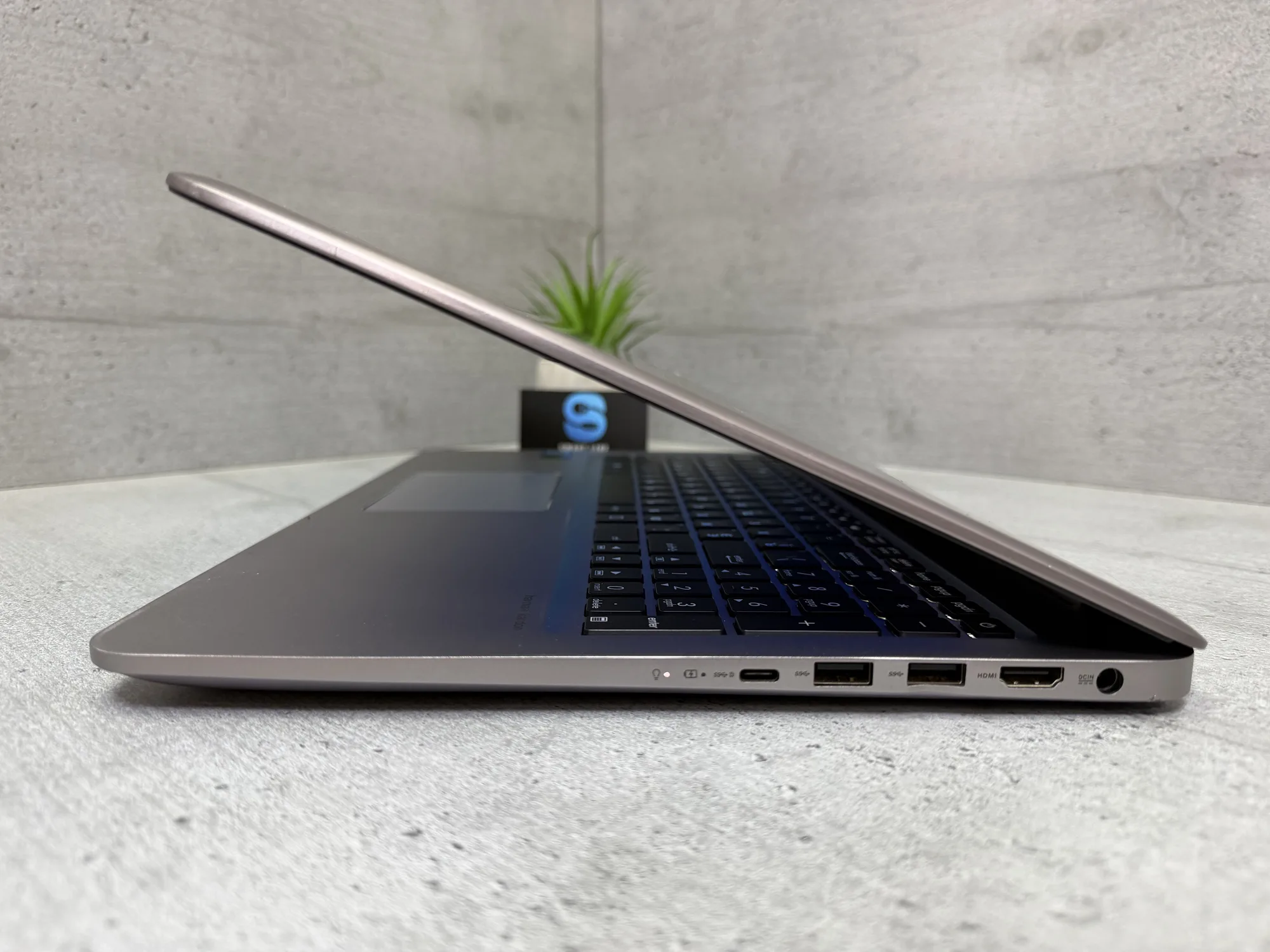 Ноутбук Asus ZenBook Ux510uxk