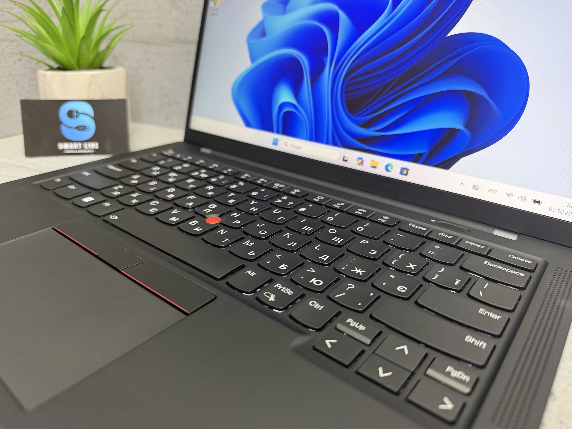 Ноутбук Lenovo ThinkPad X1 Carbon Gen 9, фото 4
