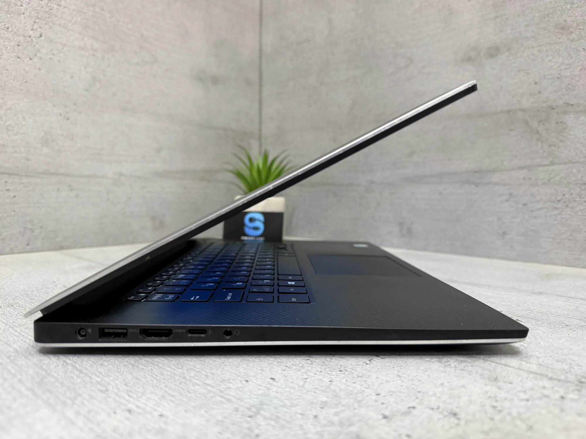 Ноутбук Dell Precision 5520