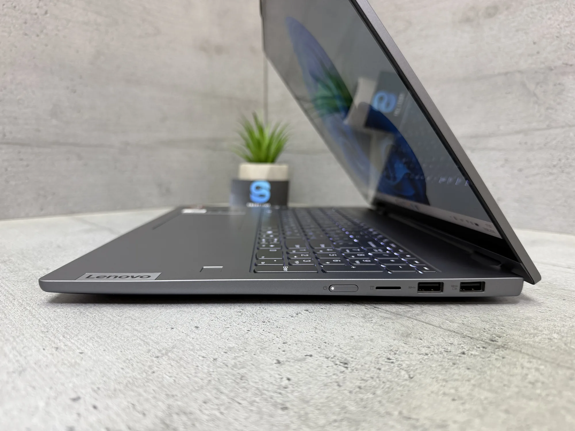 Ноутбук Lenovo IdeaPad 5 16AHP9
