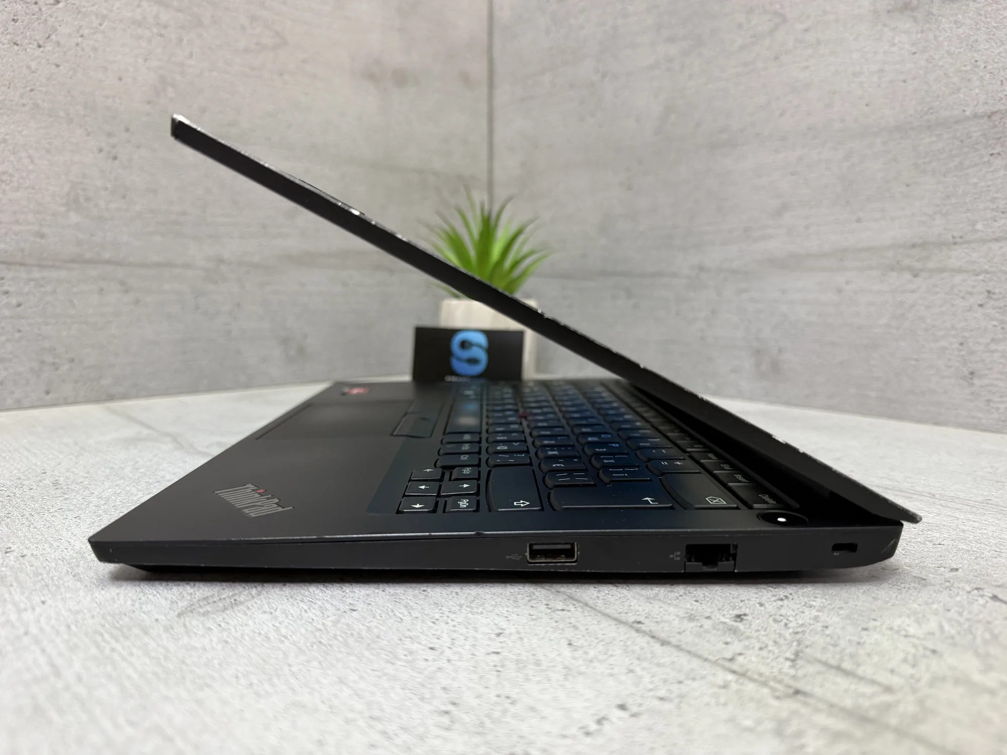 Ноутбук Lenovo ThinkPad E14 Gen 3