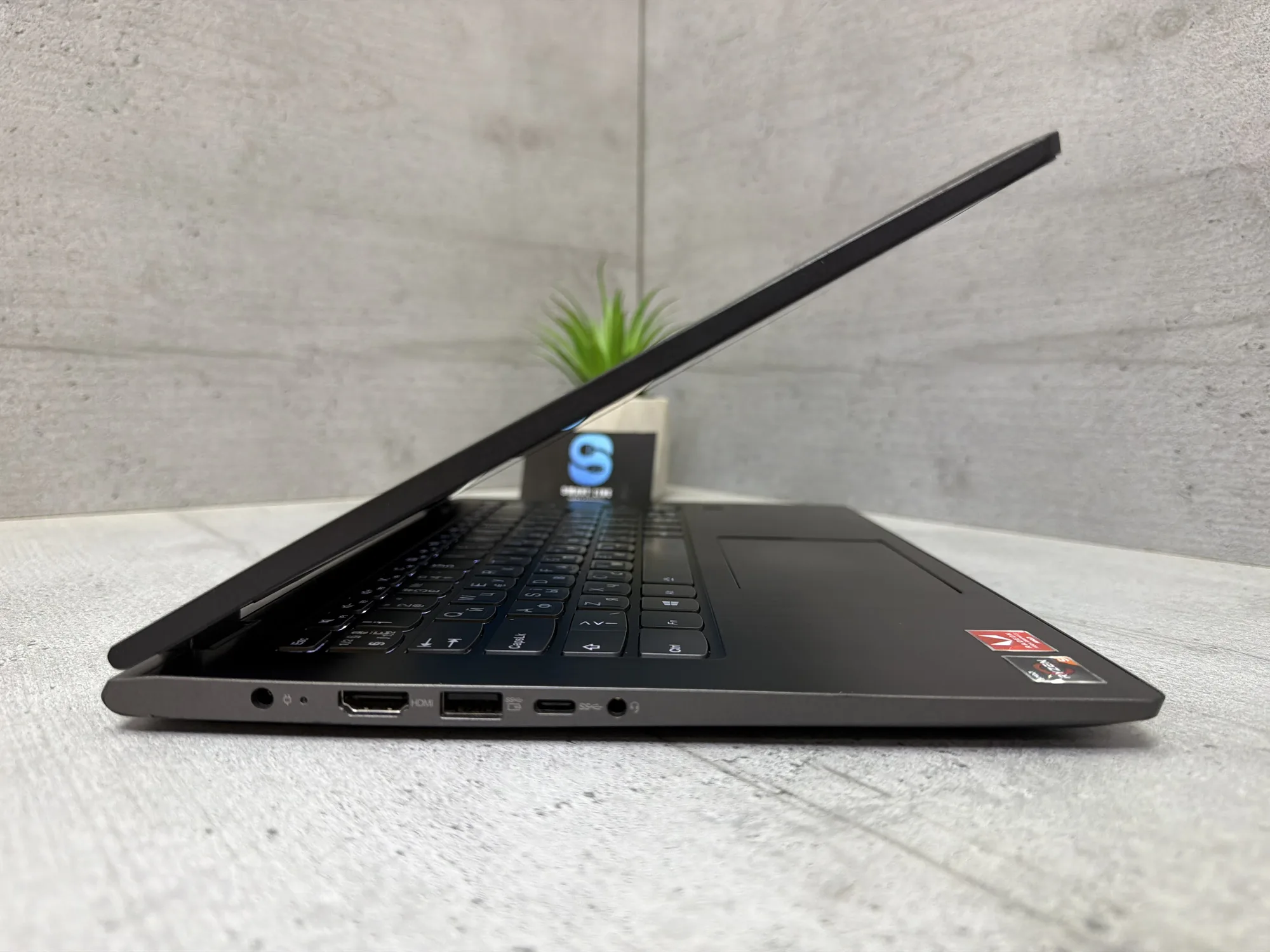 Ноутбук Lenovo Yoga 530-14ARR