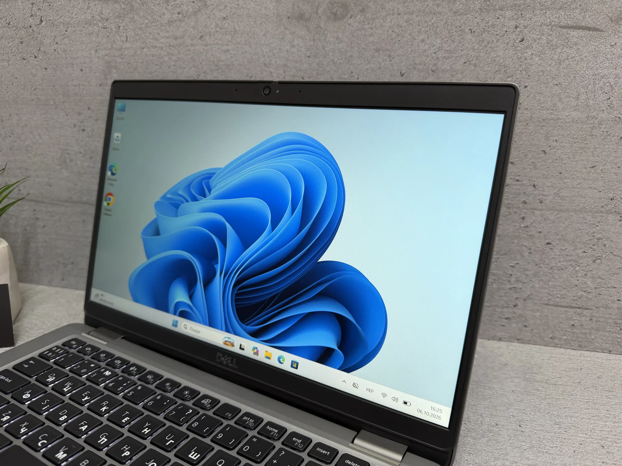 Ноутбук Dell Latitude 5320