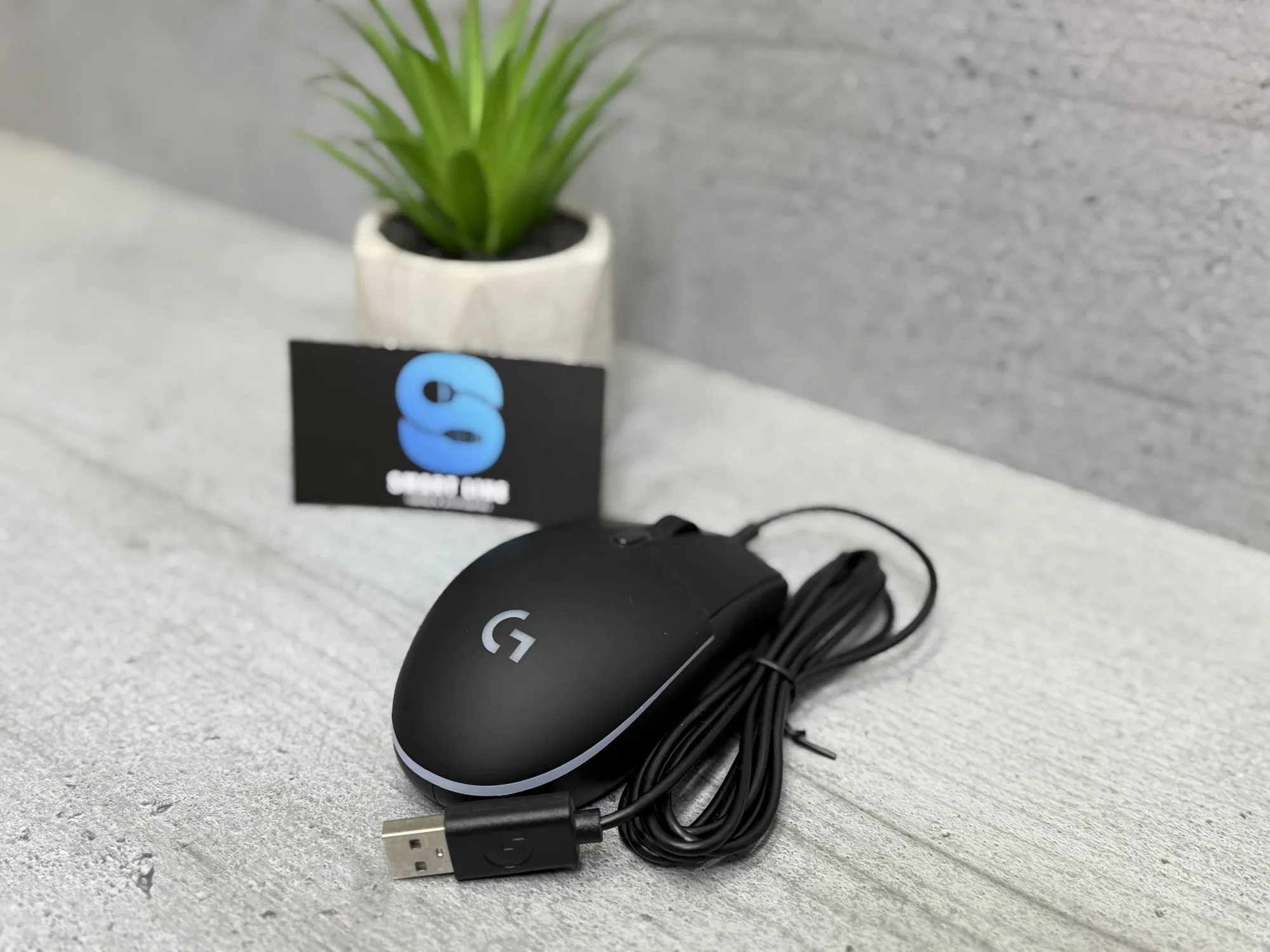 Дротова миша Logitech G102