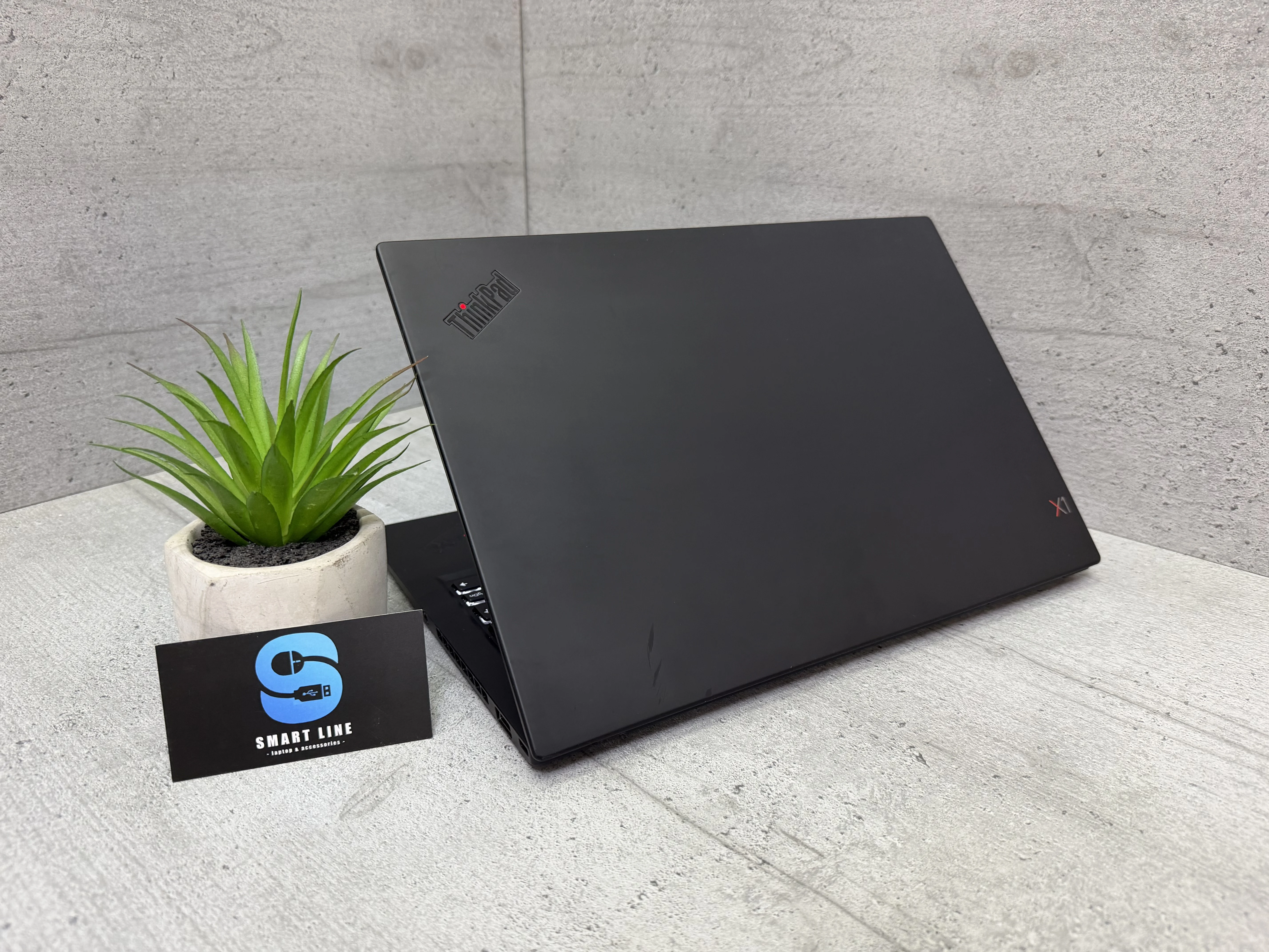 Ноутбук Lenovo X1 Carbon Gen 6