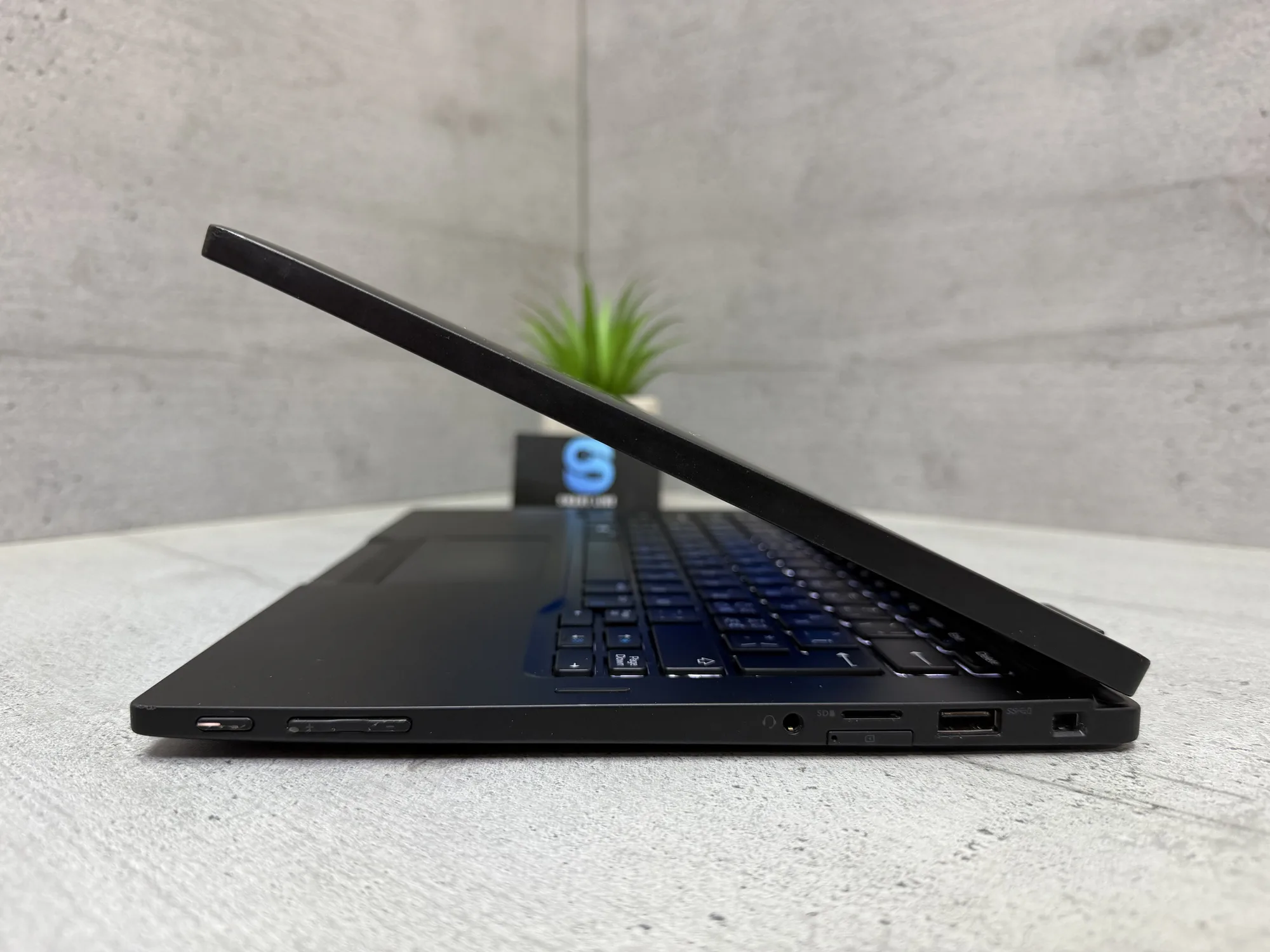 Ноутбук Dell Latitude 7390