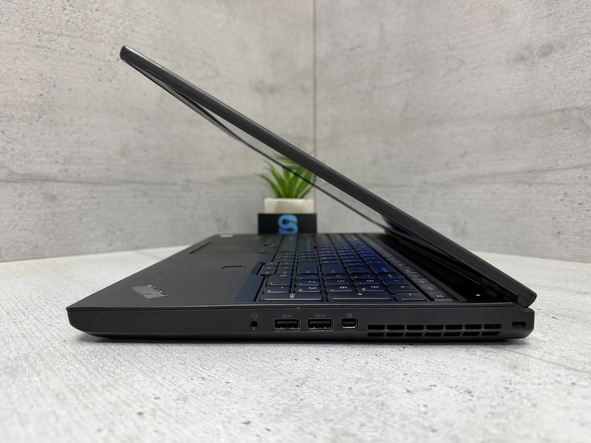 Ноутбук Lenovo ThinkPad P50