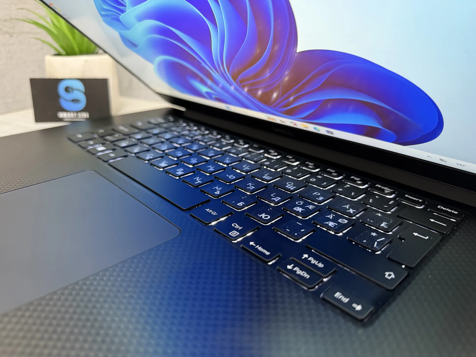 Ноутбук Dell Precision 5520