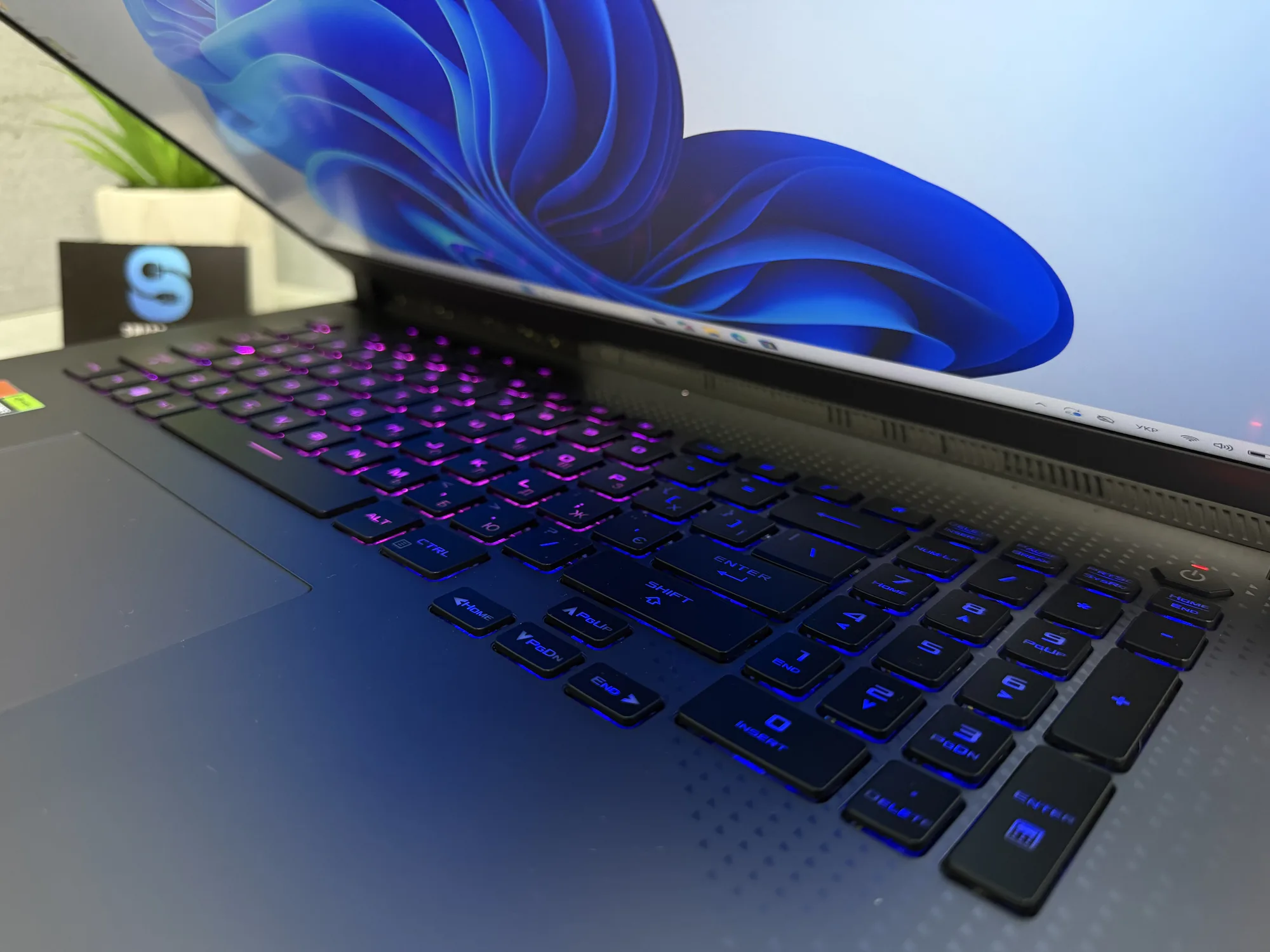 Ноутбук Asus Rog Strix G17 G713PI