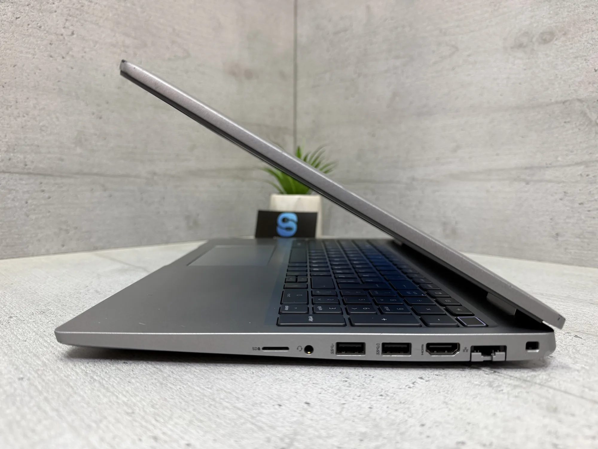 Ноутбук Dell Latitude 5520