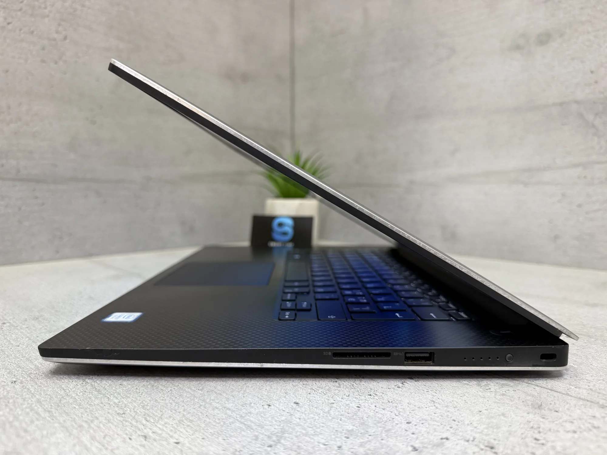 Ноутбук Dell XPS 15 9560