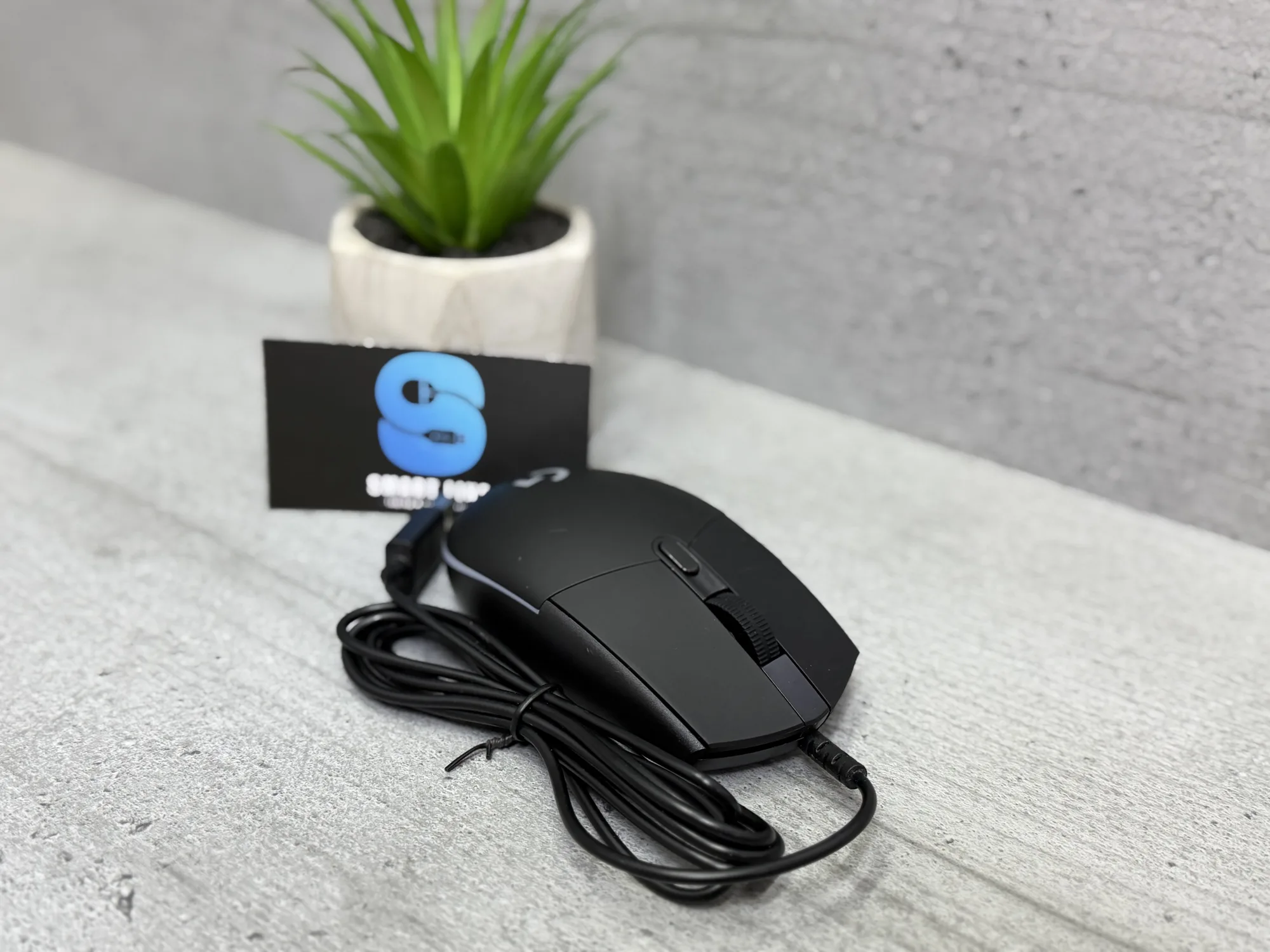Дротова миша Logitech G102