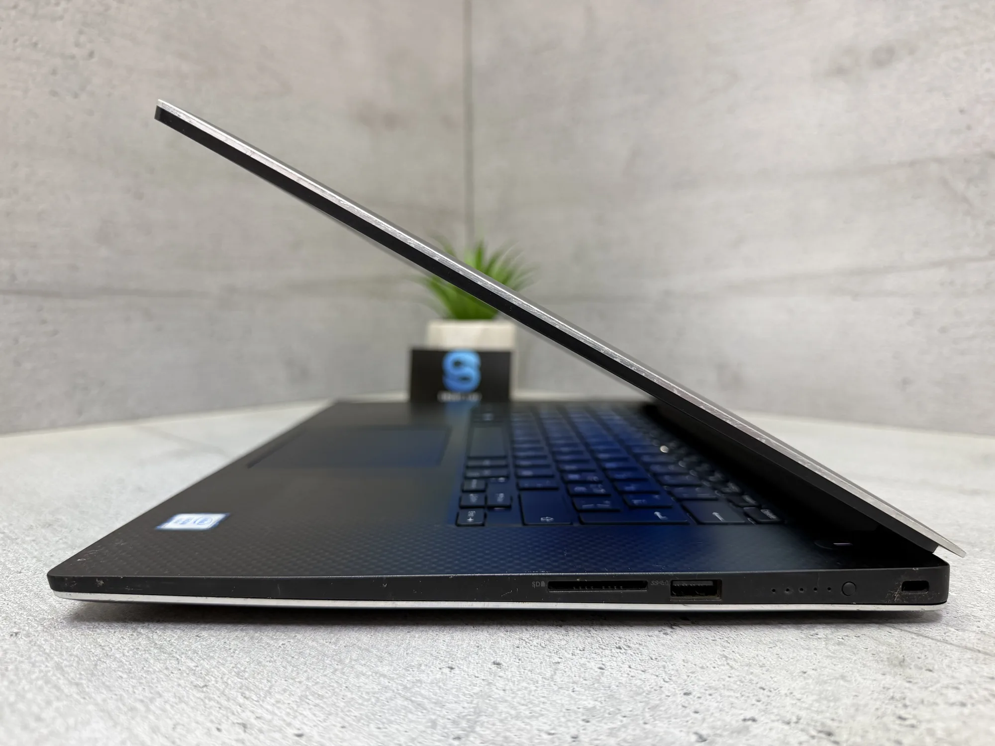 Ноутбук Dell Precision 5520