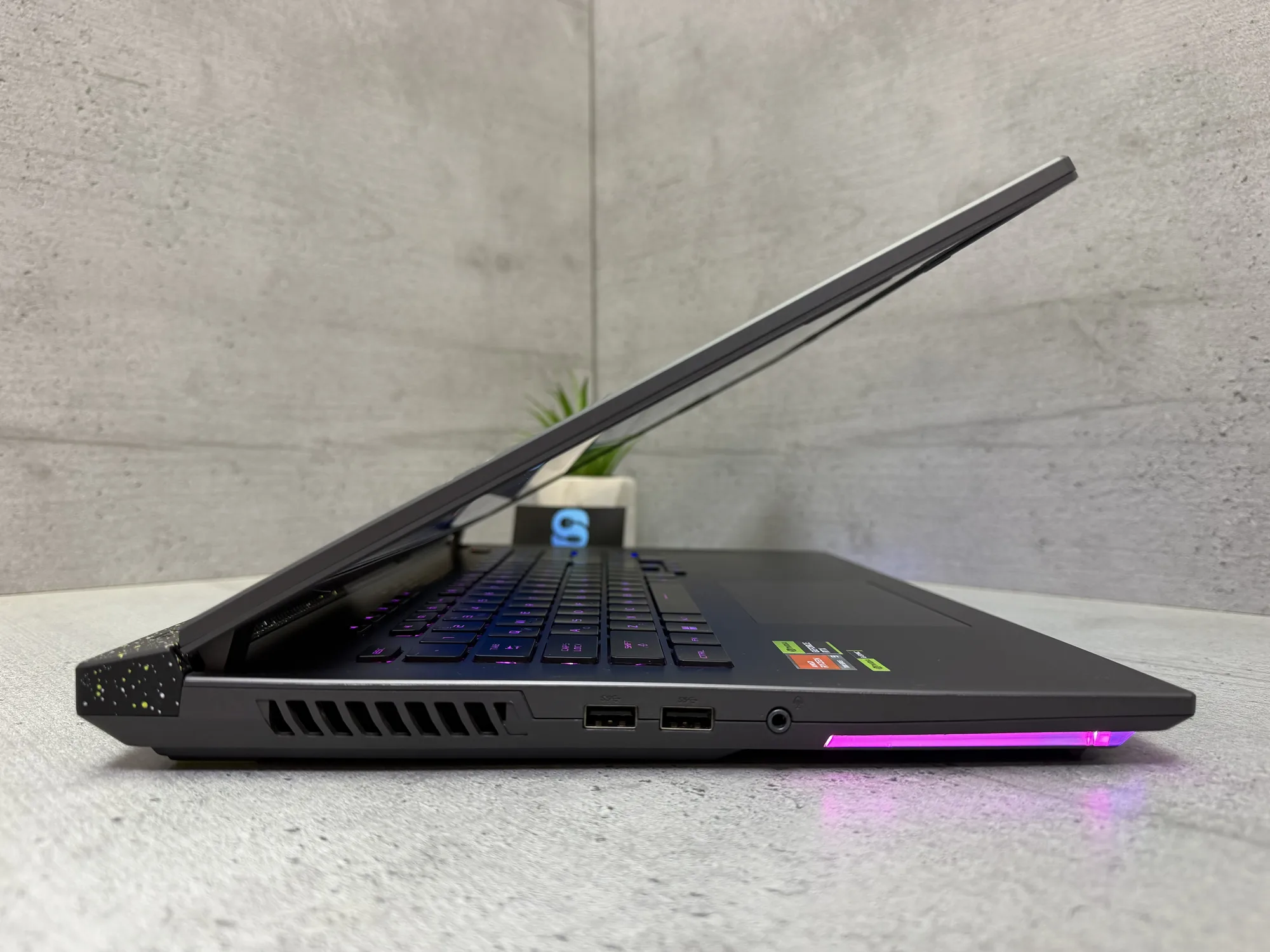 Ноутбук Asus Rog Strix G17 G713PI